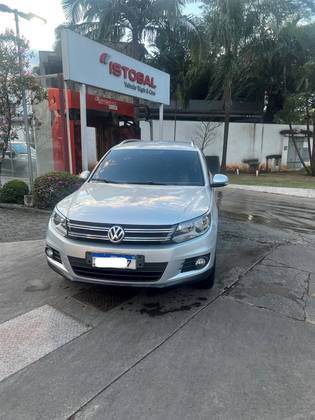 VOLKSWAGEN TIGUAN 2.0 TSI 16V TURBO GASOLINA 4P TIPTRONIC VOLKSWAGEN TIGUAN 2.0 TSI 16V TURBO GASOLINA 4P TIPTRONIC